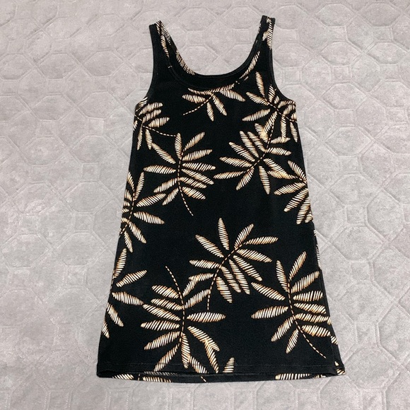 A NEW DAY TANK TOP - Picture 2 of 7